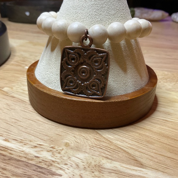 Riverstone (10 mm) with Copper Charm and Chain - Picture 2 of 9